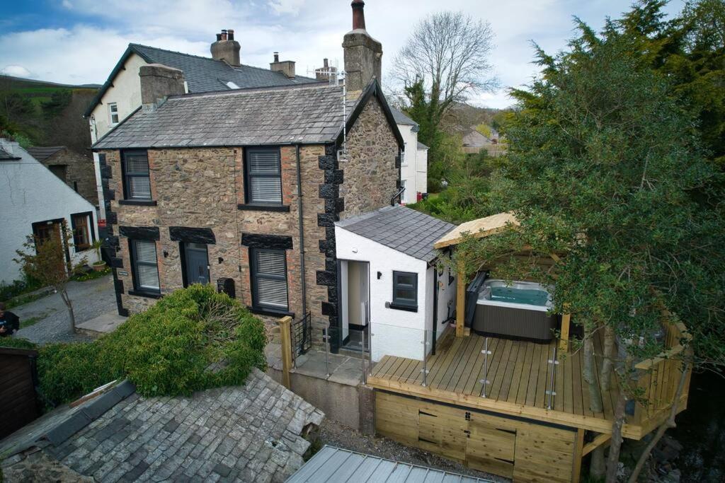 Luxurious Cottage With Hot Tub, Lake District Duddon 外观 照片